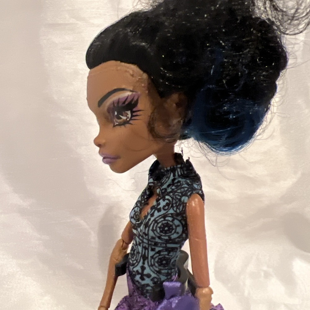 2011- Mattel -‎ Monster High Dance Class Robecca Steam - Picture 5 of 15